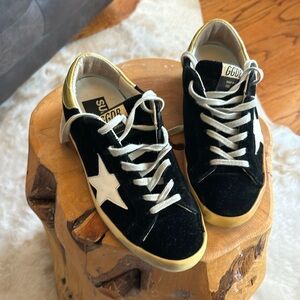 Golden Goose black superstars